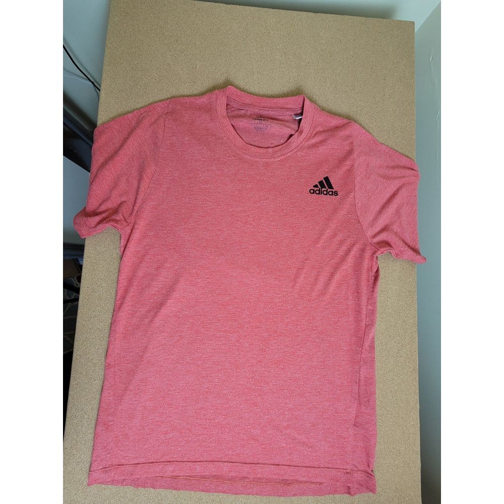 Adidas Freelift Aeroready Men's‎ SM Red Short Sleeve T-Shirt RN88387